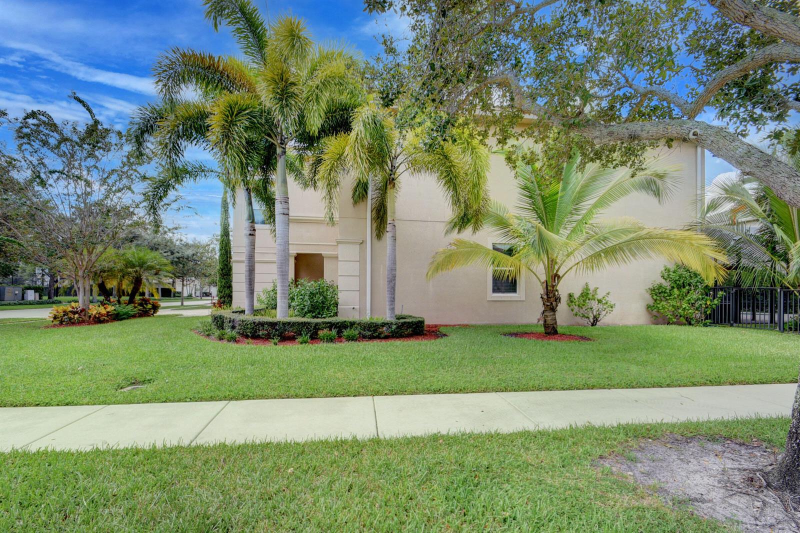 f3b61b38-7763 8625 Wellington View Drive, Royal Palm Beach FL 33411 — #R10985080