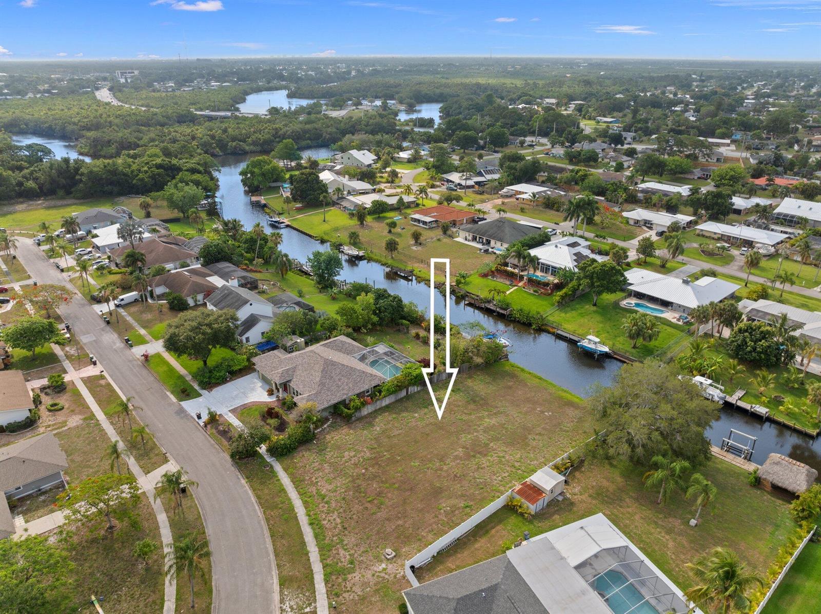 f3b61b38-7771 420 NE Cornwall Avenue, Port St. Lucie FL 34983 — #R10988628