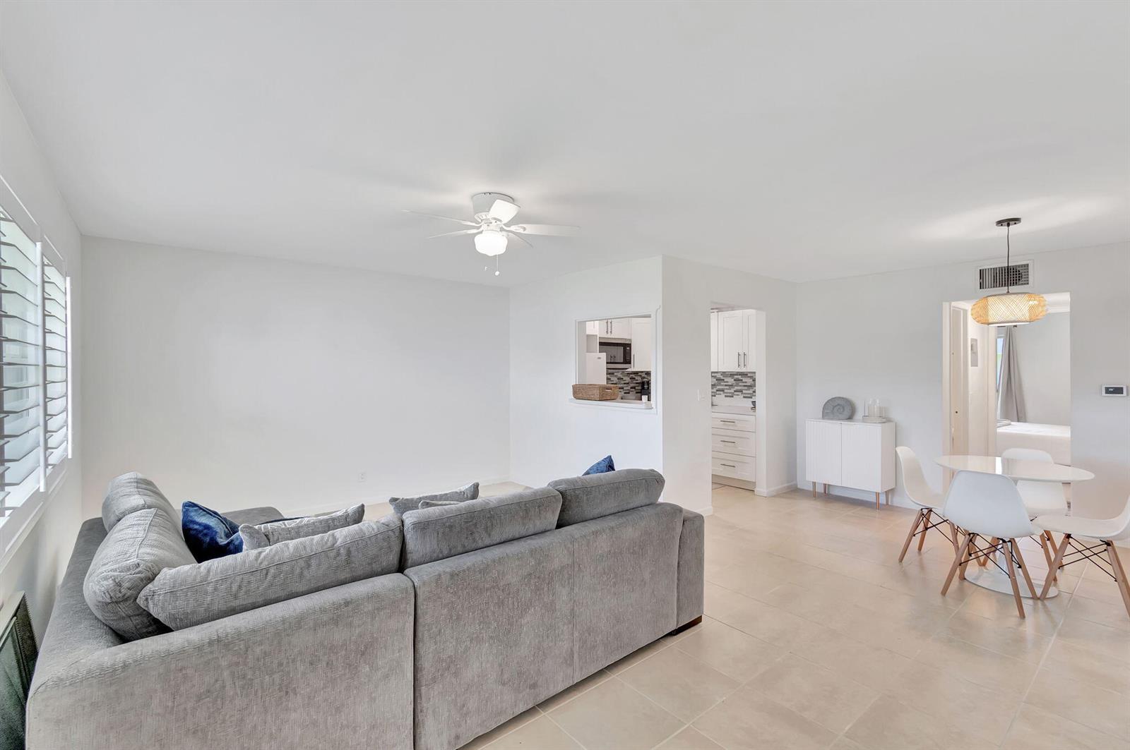 740 Horizons W # 105, Boynton Beach FL 33435 — #R11000941