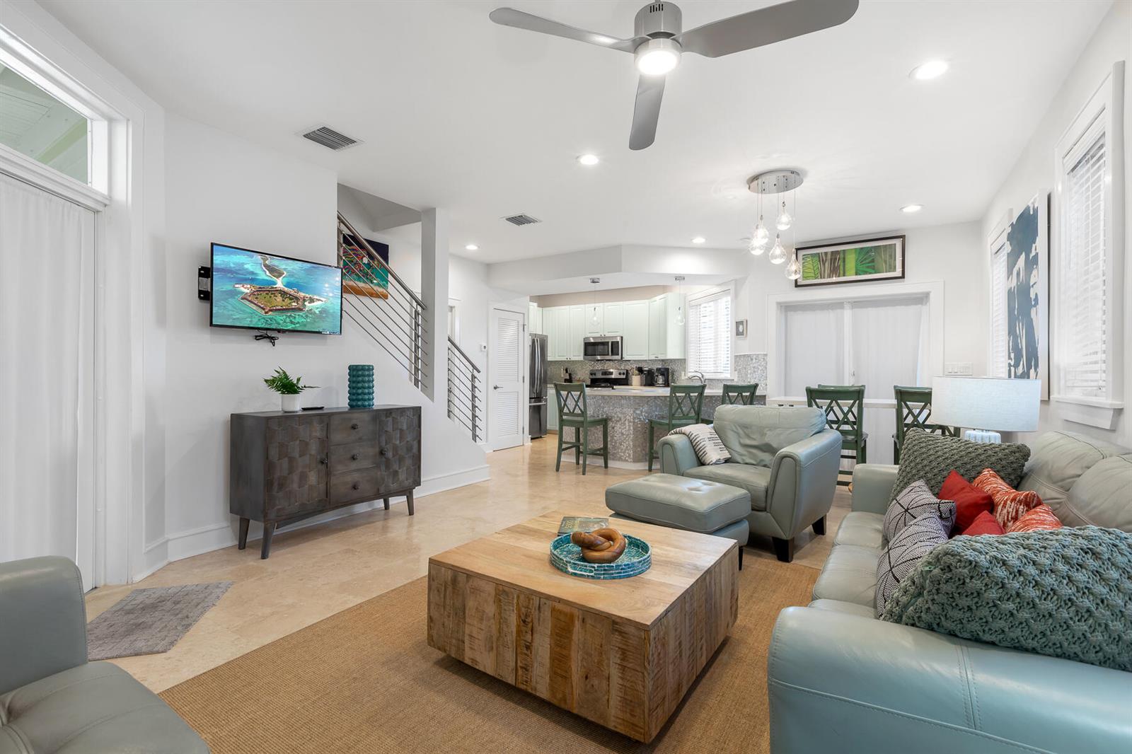 f3b61b38-7832 1011 Simonton Street # 1, Key West FL 33040 — #R11007158