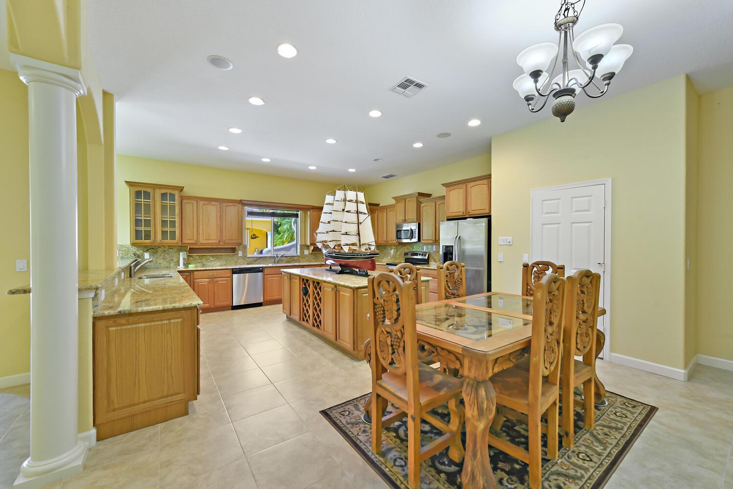 f3b61b38-7858 8053 S Indian River Drive, Fort Pierce FL 34982 — #R11014306