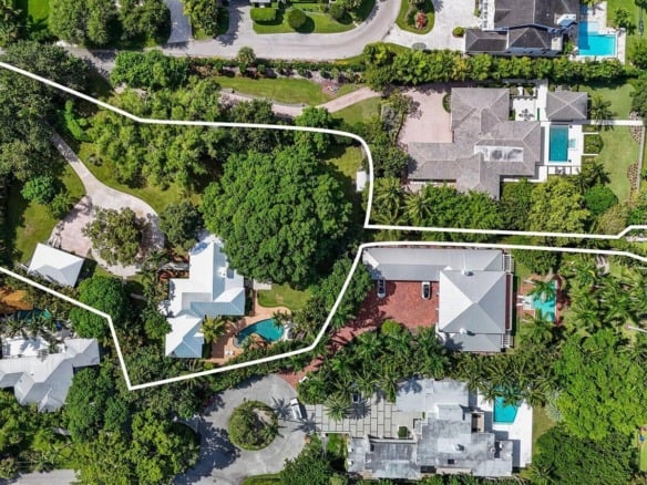 920 Hibiscus Lane, Delray Beach FL 33444 — #R11015088