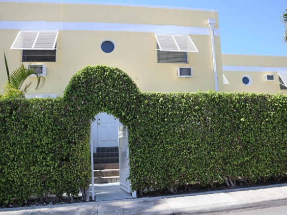 172 N County Road, Palm Beach FL 33480 — #R11028931