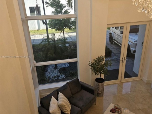 9870 NW 75th Ter, Doral FL 33178 — #A11909952
