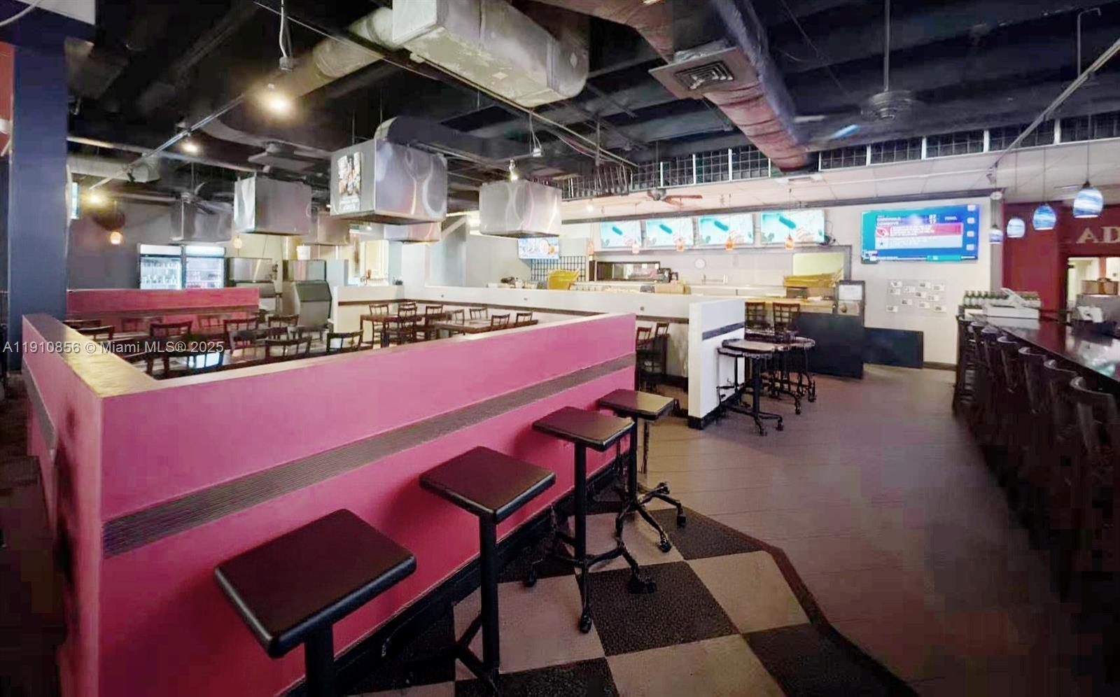 7225 W OKALAND PARD BLVD, Lauderhill FL 33313 — #A11910856