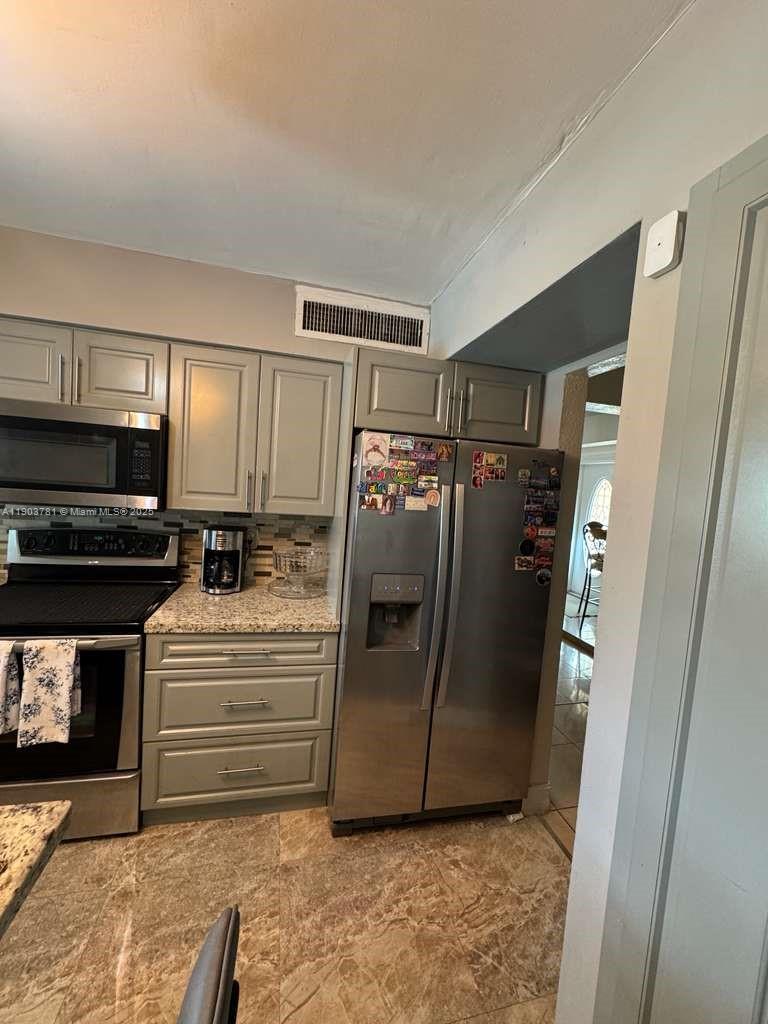 f3b61b38-831 6391 SW 34th St, Miramar FL 33023 — #A11903781
