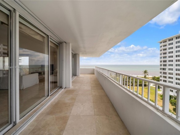 199 Ocean Lane Dr # 901, Key Biscayne FL 33149 — #A11850208