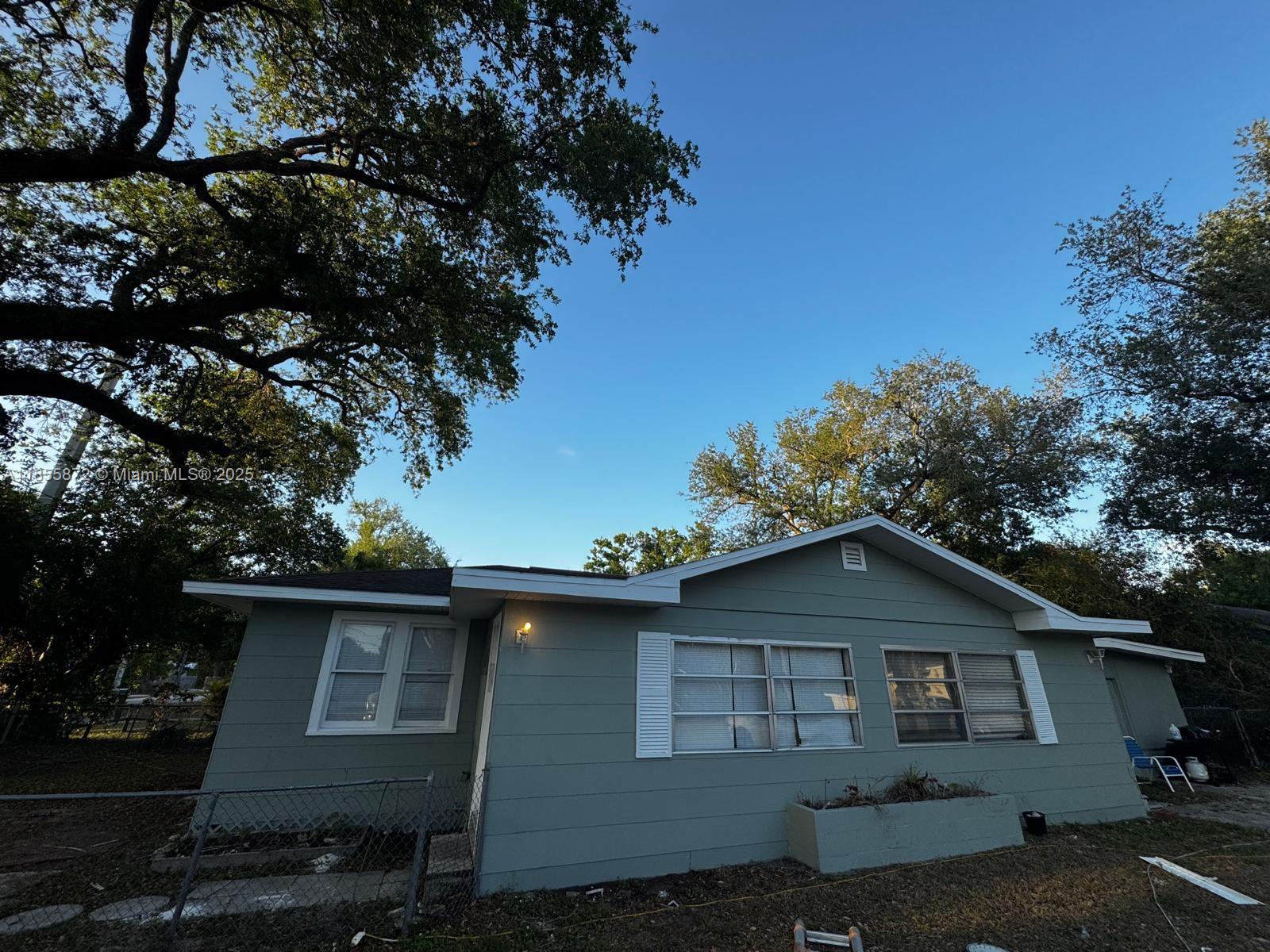 2105 FRANKLIN, Fort Myers FL 33901 — #A11855872
