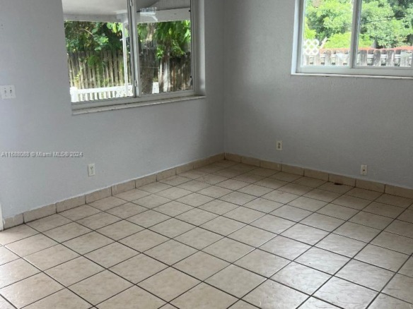 2419 Lincoln St # 23B, Hollywood FL 33020 — #A11688088