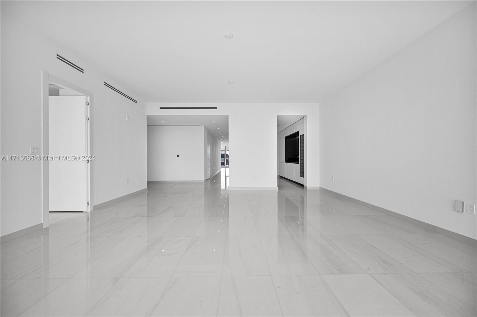 300 Biscayne Blvd Way # 4303, Miami FL 33131 — #A11713688