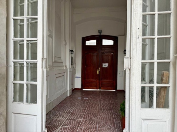 945 Defensa St San Telmo, FL 945 — #A11850449