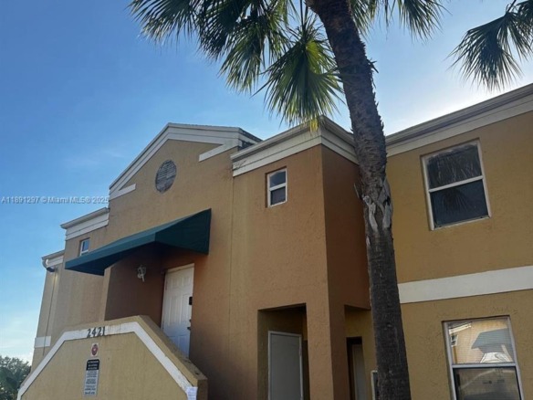 2421 NW 56th Ave # 102, Lauderhill FL 33313 — #A11891297