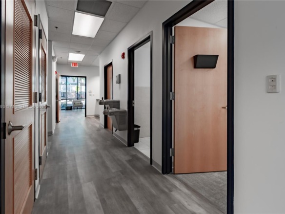 410 W 41st St # 103, Miami Beach FL 33140 — #A11891793